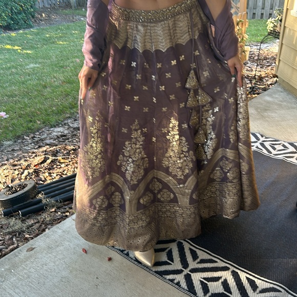 Purple brocade lehenga - Picture 5 of 17
